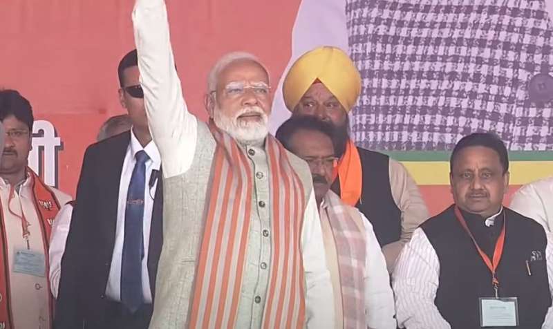 पीएम मोदी का बड़ा संदेश कहा- थाली-घंटी बजाते हुए वोट डालने जाएं